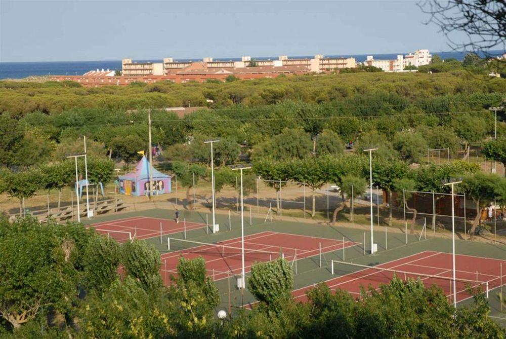 Hotel Clipper - El Delfín Verde Torroella de Montgrí Buitenkant foto